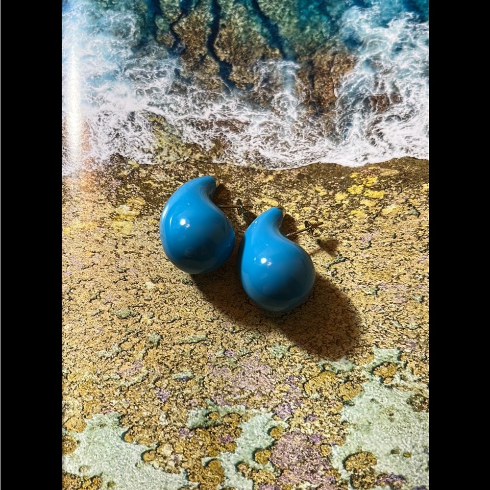 Blue Teardrop Stud Earrings